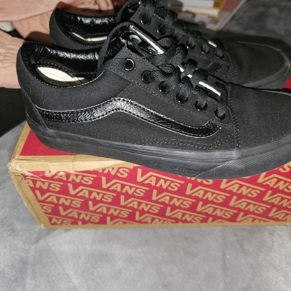 VANS OLD SKOOL CANVAS SHOE